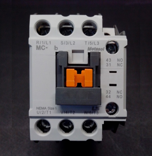[1703300] CONTACTOR 9A BOB 380VCA MC9B