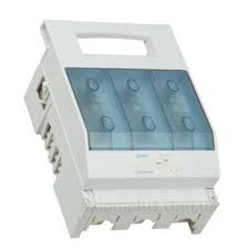 [*112424] SECCIONADOR FUSIBLE BAJO CARGA  NHR17 - 3P - NH2  In: 400A  Cat: AC23
